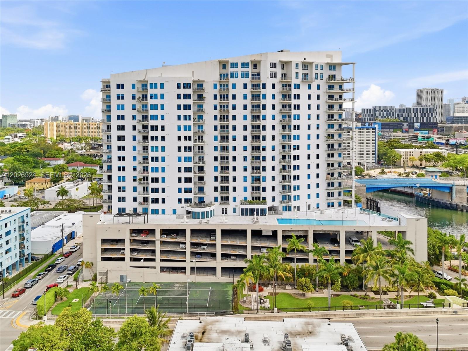 NEO CONDO - Residential