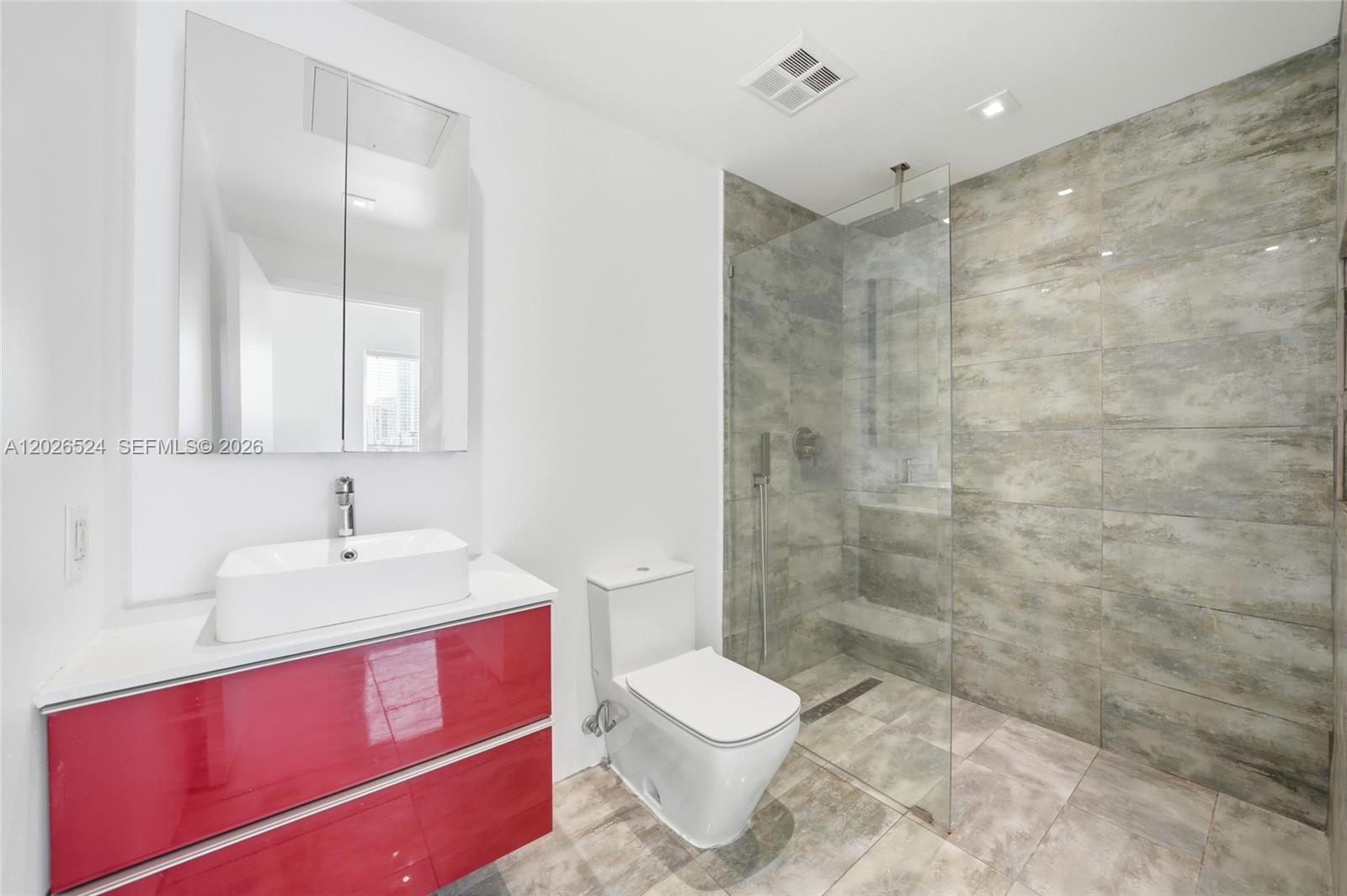 NEO CONDO - Residential