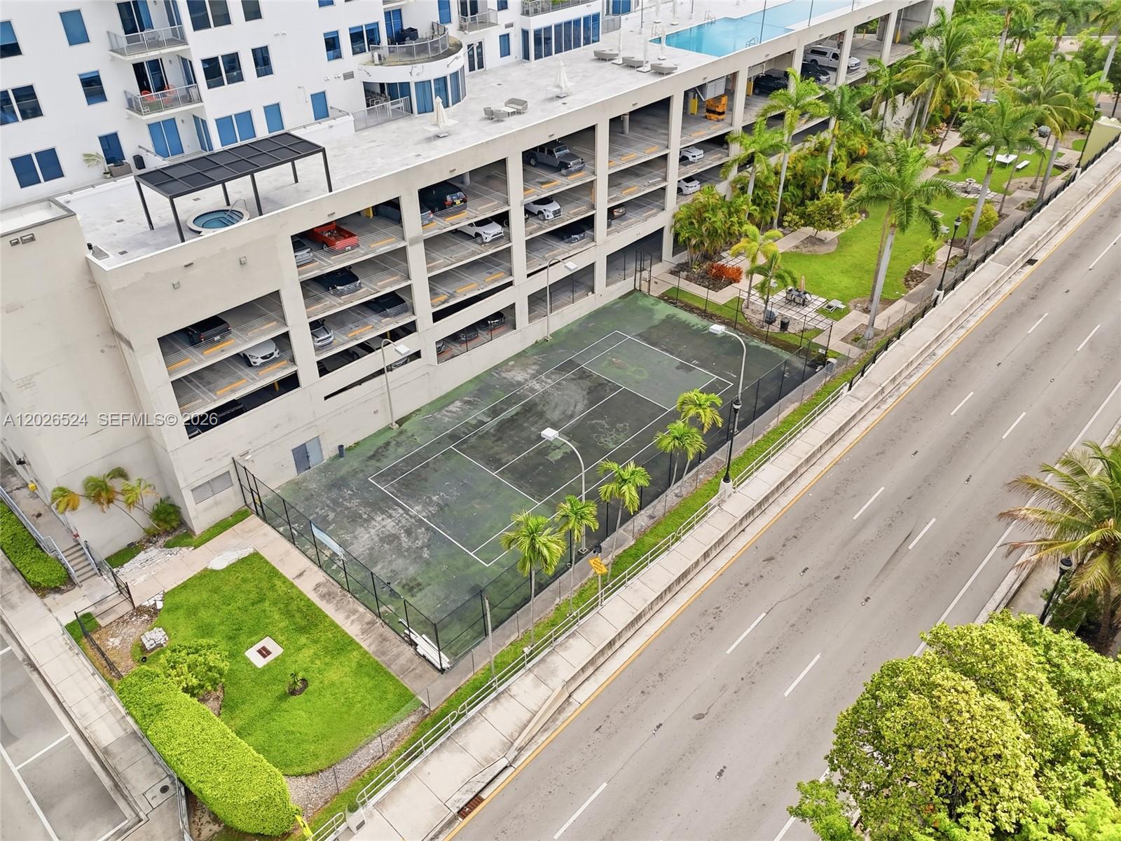 NEO CONDO - Residential