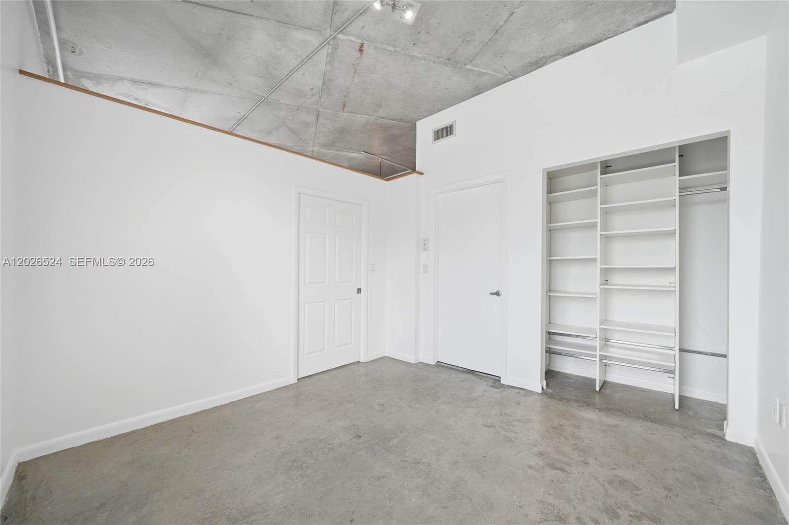 NEO CONDO - Residential