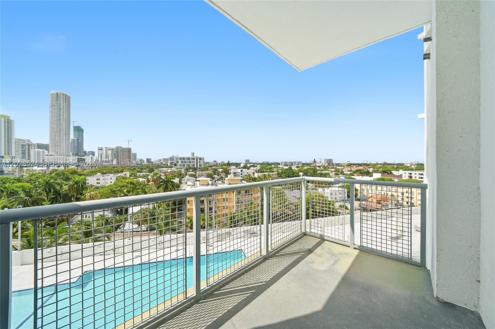 NEO CONDO - Residential