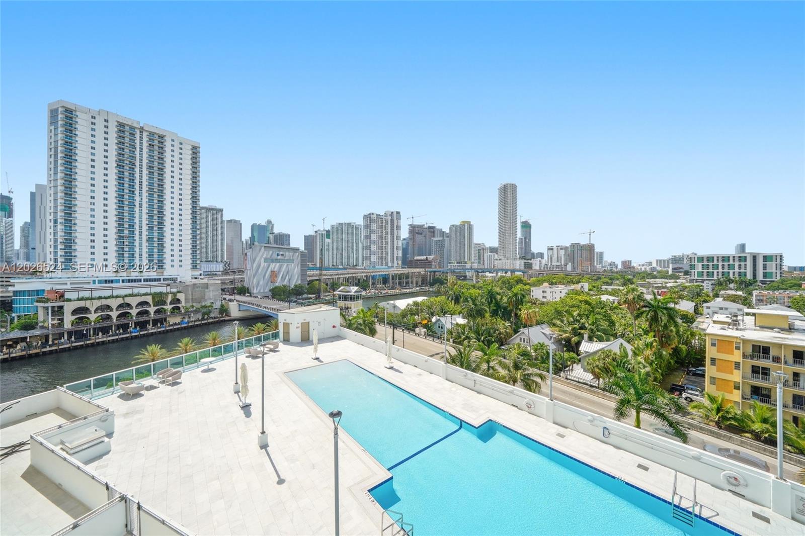 NEO CONDO - Residential