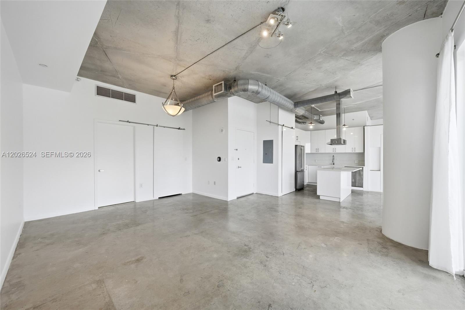 NEO CONDO - Residential