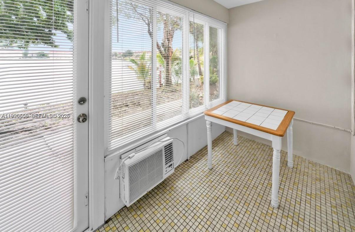 STAR LAKES ESTATES NO 10 - Residential