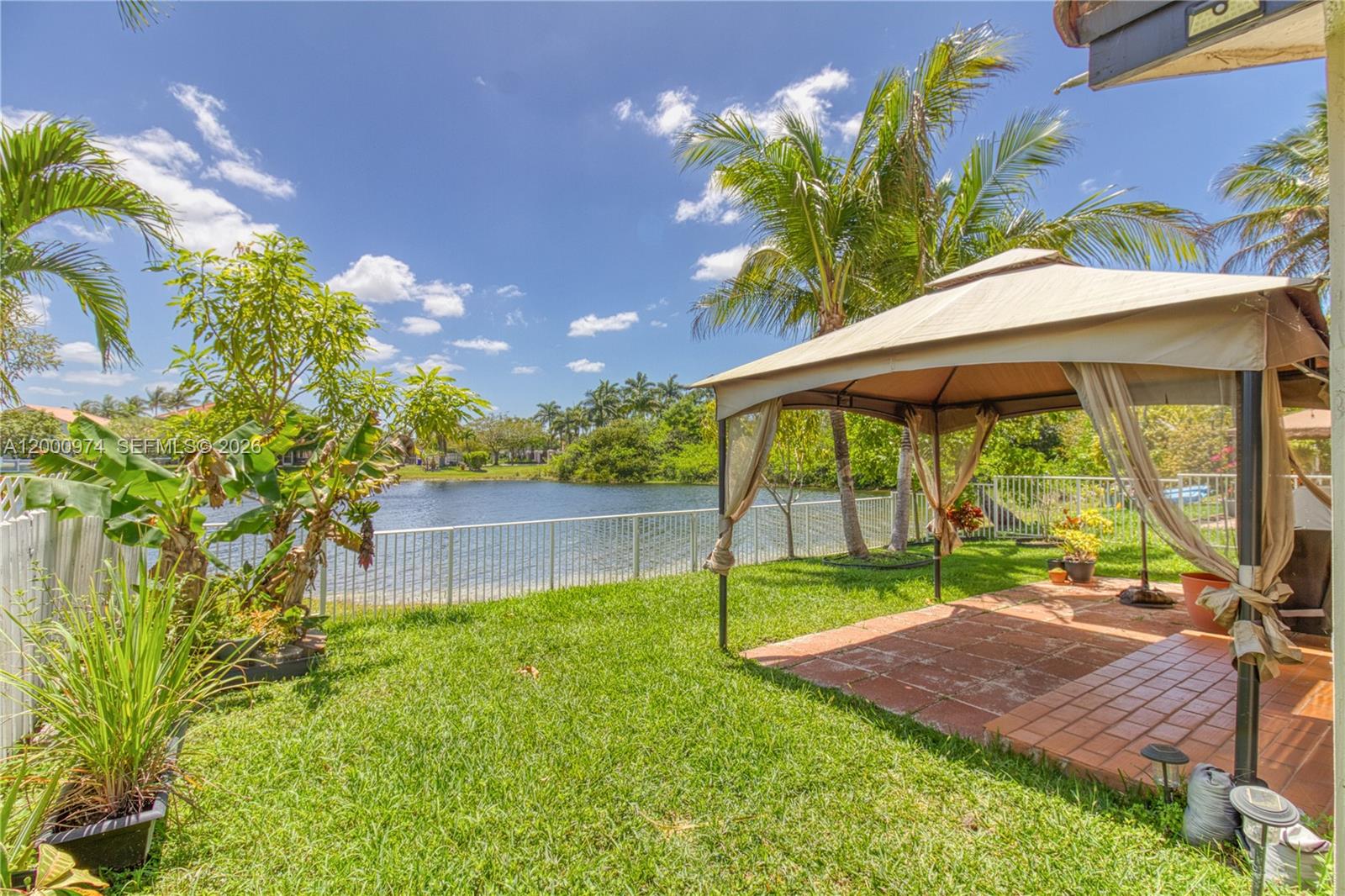 SILVER LAKES AT PEMBROKE - Residential