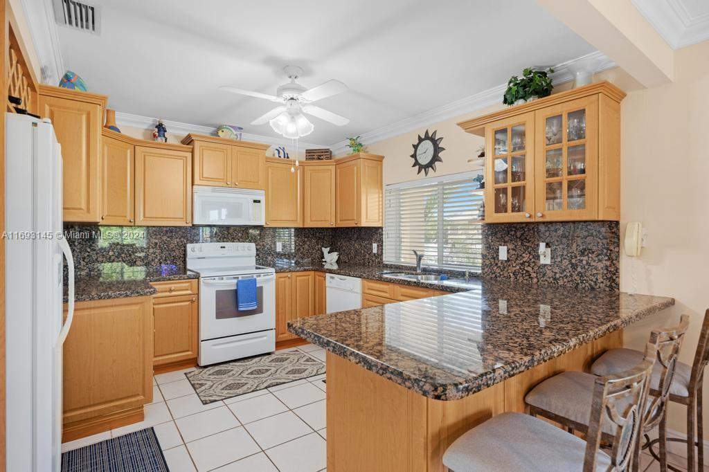 VENETIAN SHORES NO 3 - Residential