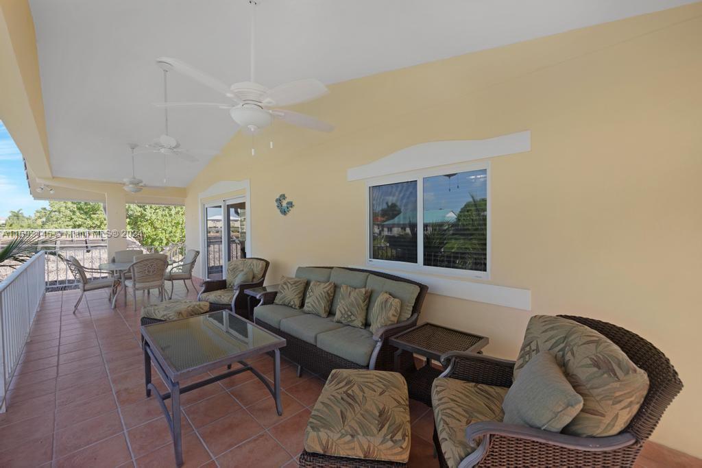 VENETIAN SHORES NO 3 - Residential