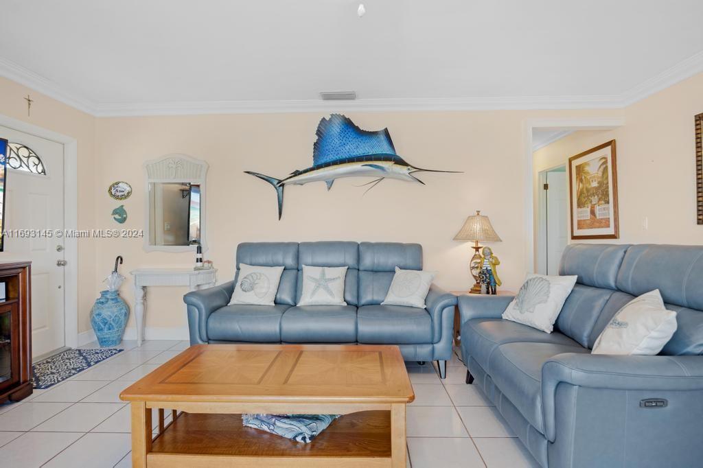 VENETIAN SHORES NO 3 - Residential