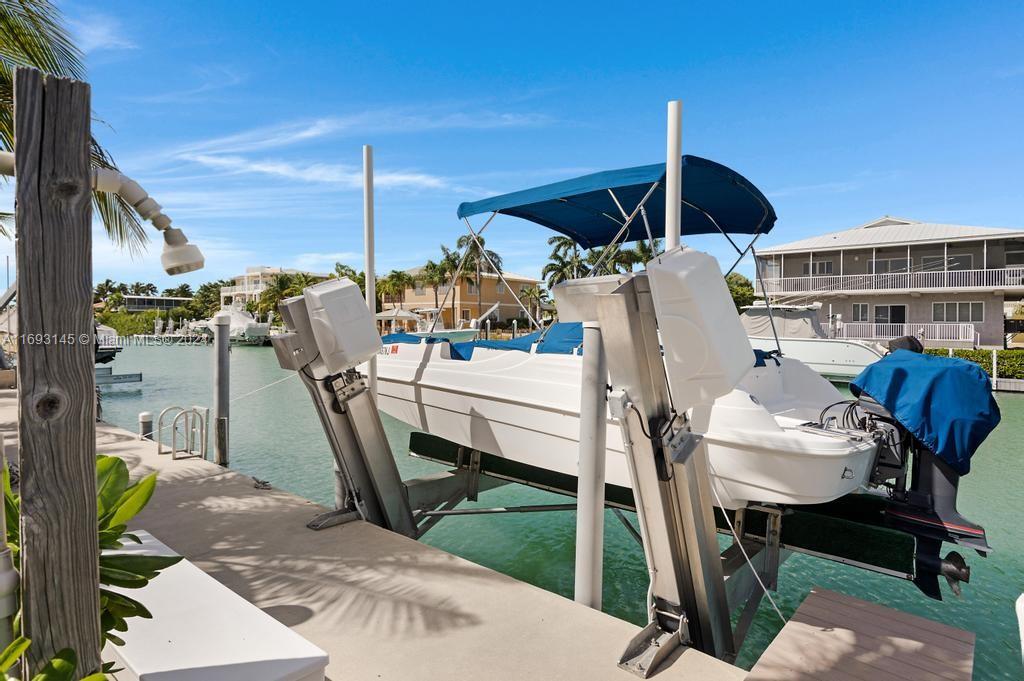 VENETIAN SHORES NO 3 - Residential