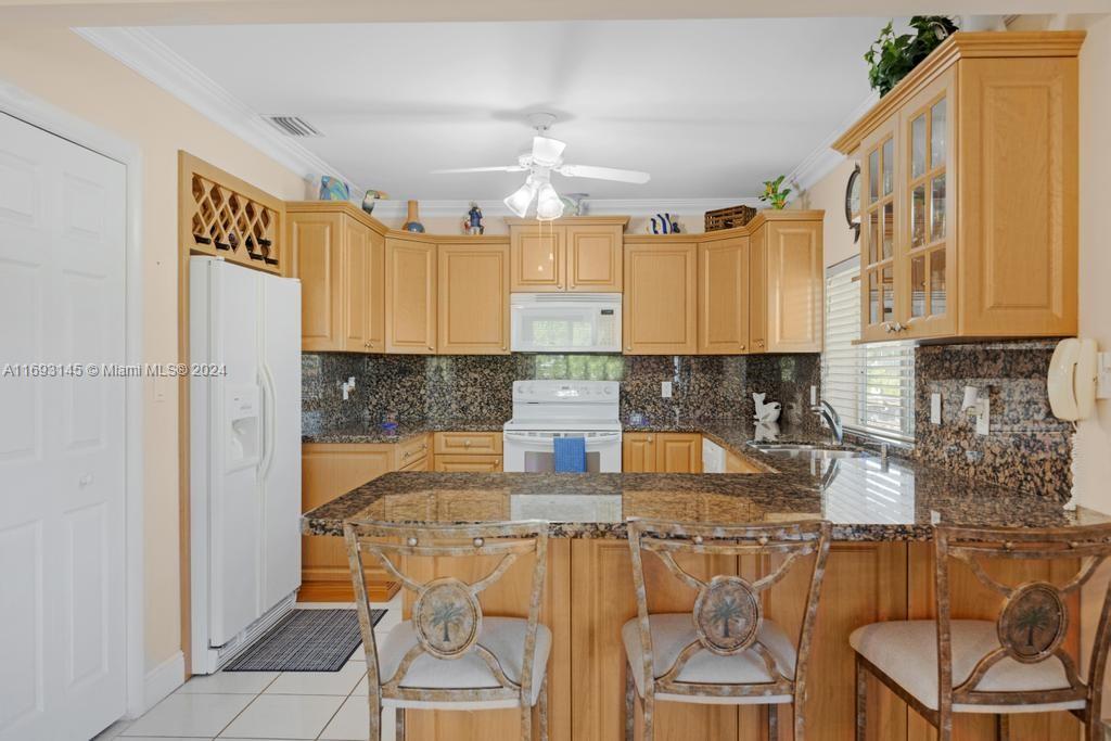 VENETIAN SHORES NO 3 - Residential