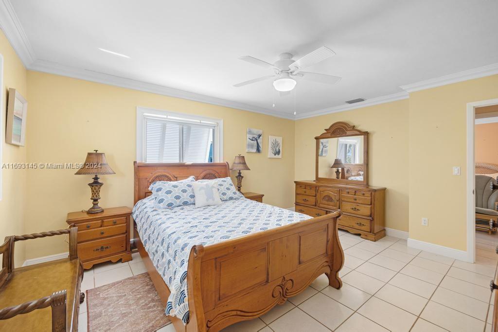 VENETIAN SHORES NO 3 - Residential