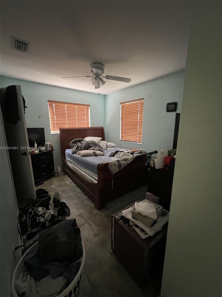 LINCOLN ESTS - Residential