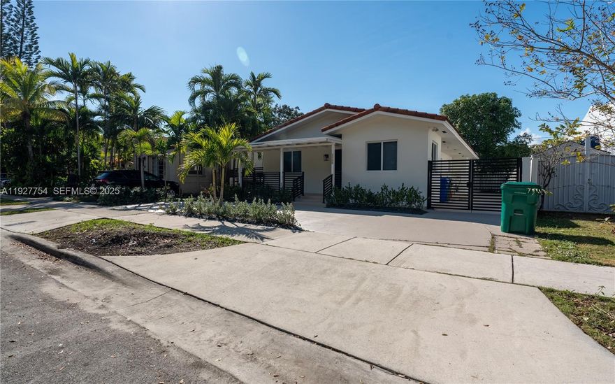 Bright and well-maintained 3-bed, 2-bath home located in The Roads. Features include a functional split layout, upgraded kitchen, spacious living area, in-unit laundry, and private outdoor space. Quiet residential street with quick access to Brickell, Key Biscayne, and major highways. Available for immediate occupancy.