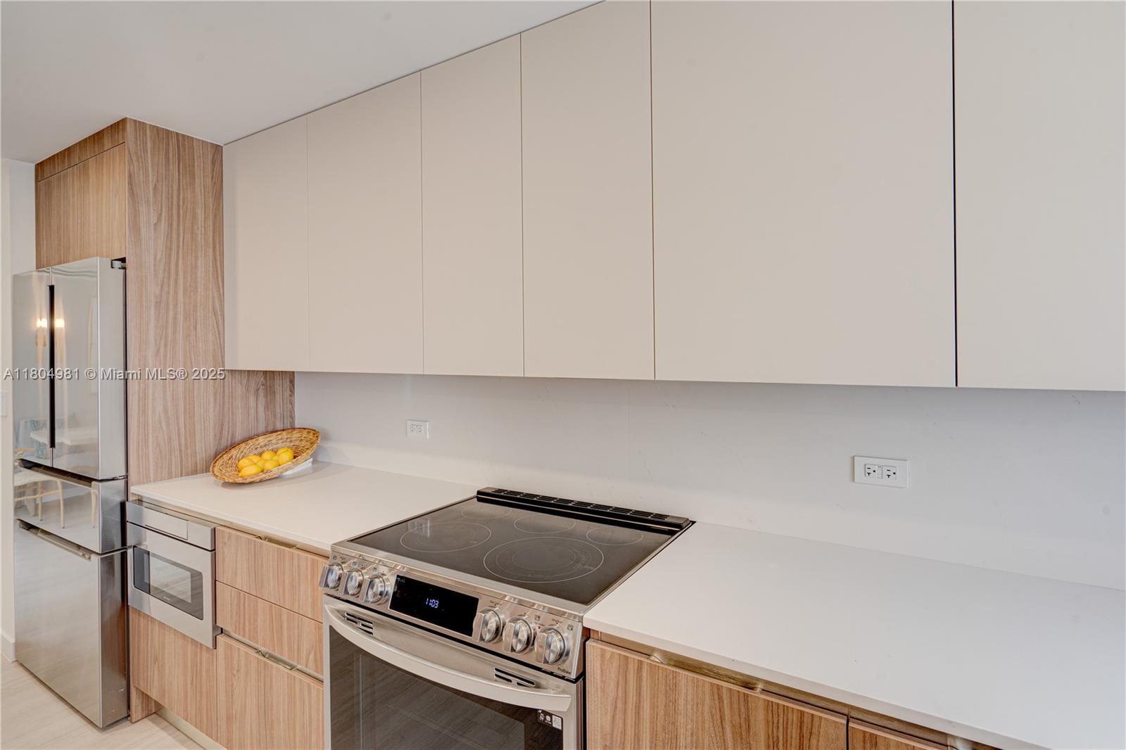 RENAISSANCE OF POMPANO BE - Residential Lease