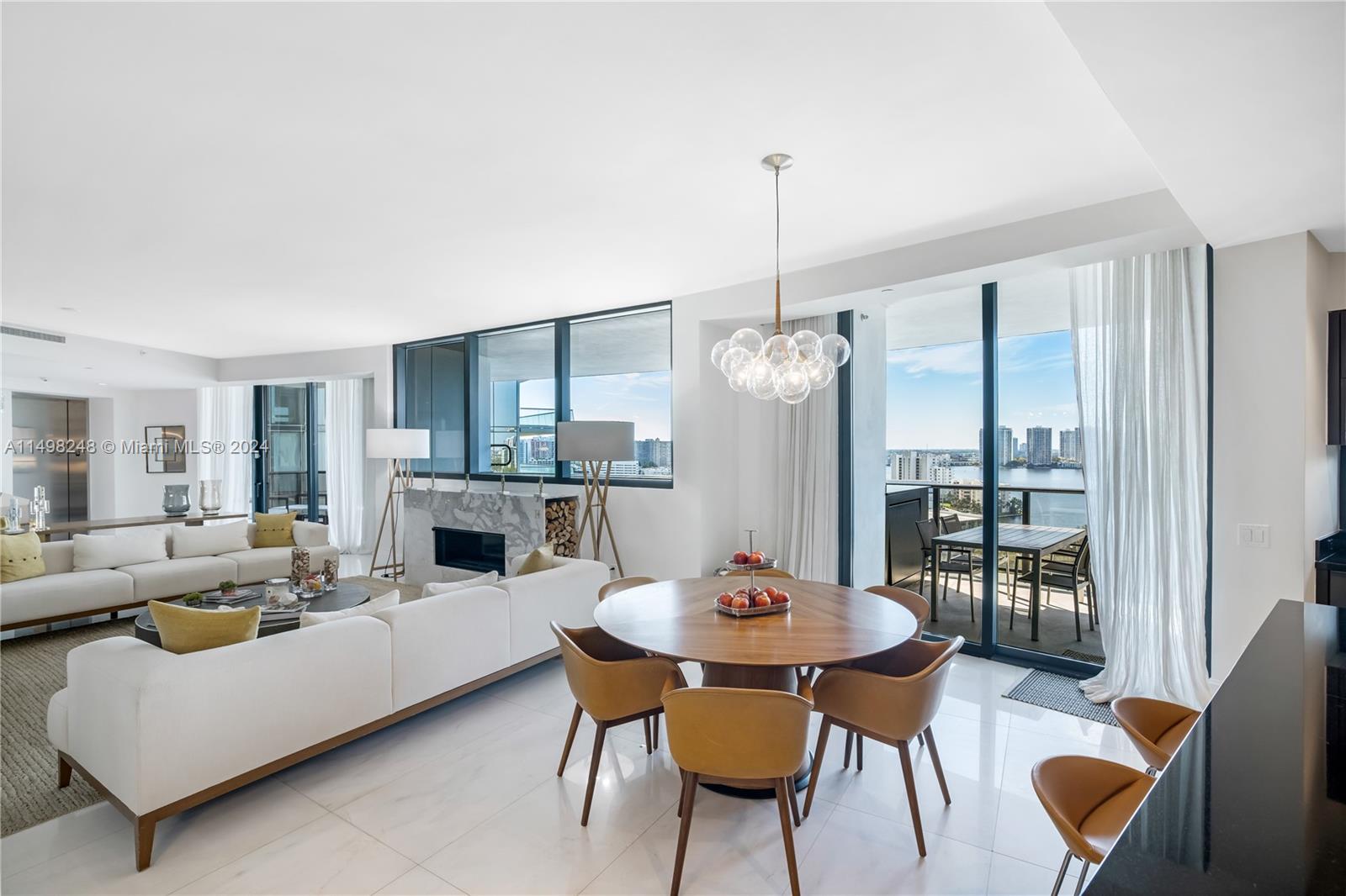 18555 COLLINS AVENUE COND - Residential