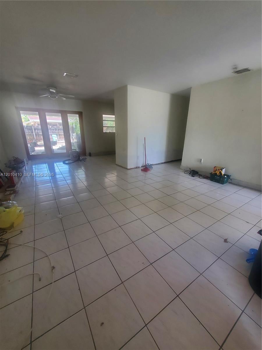 SO MIAMI HEIGHTS ADDN D - Residential