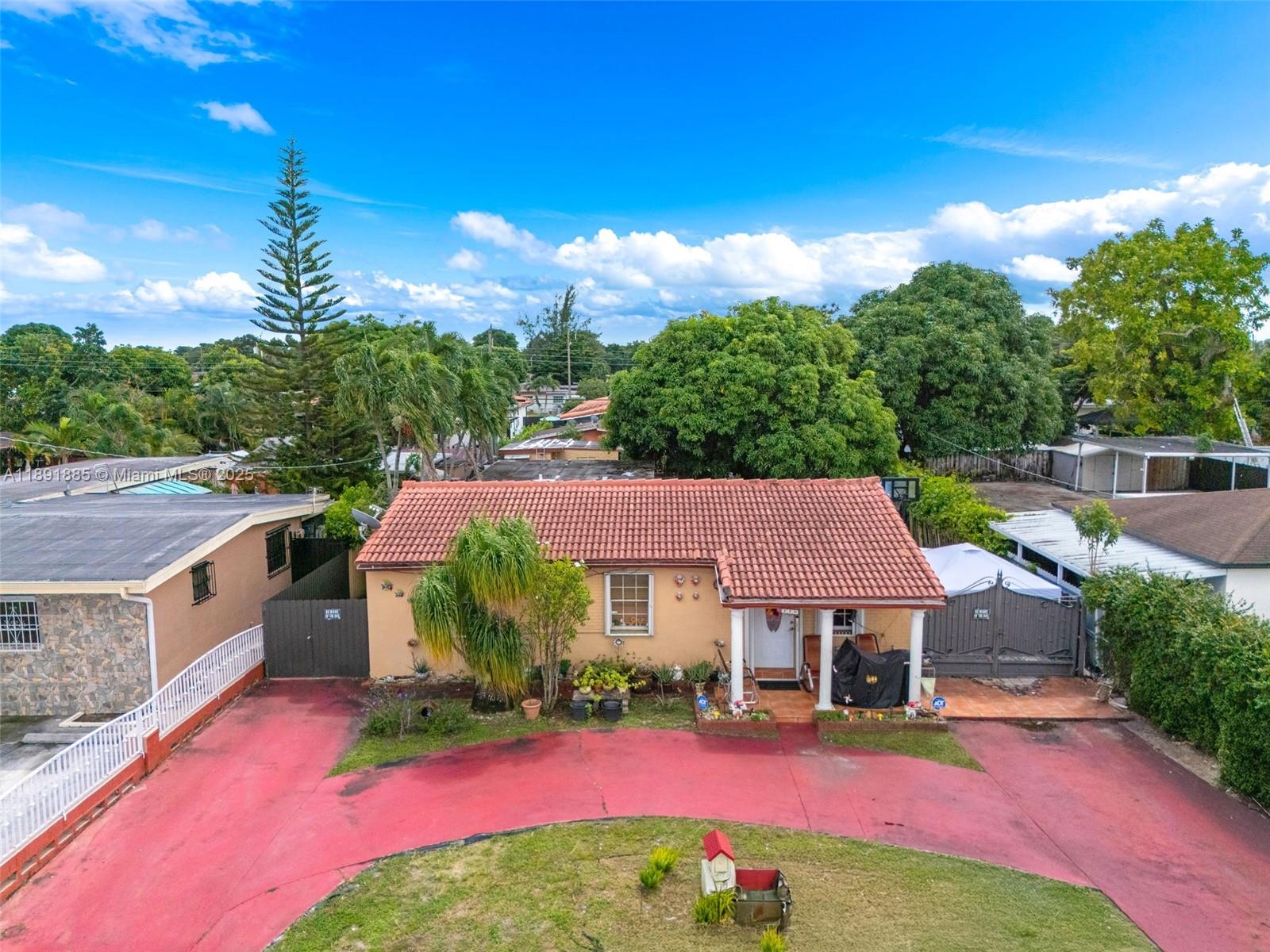SARATOGA HEIGHTS - Residential