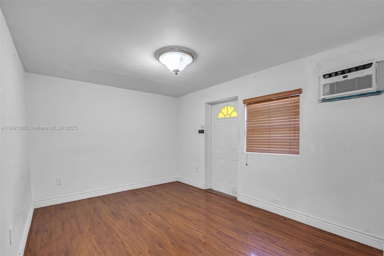 SARATOGA HEIGHTS - Residential