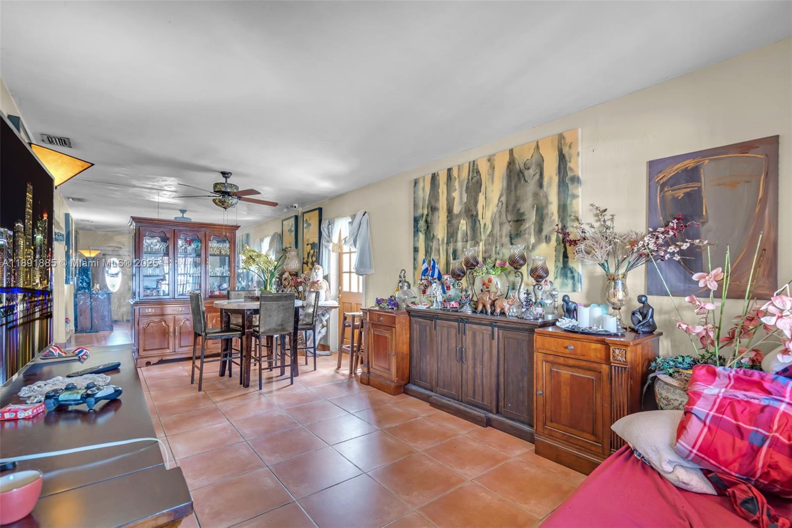 SARATOGA HEIGHTS - Residential