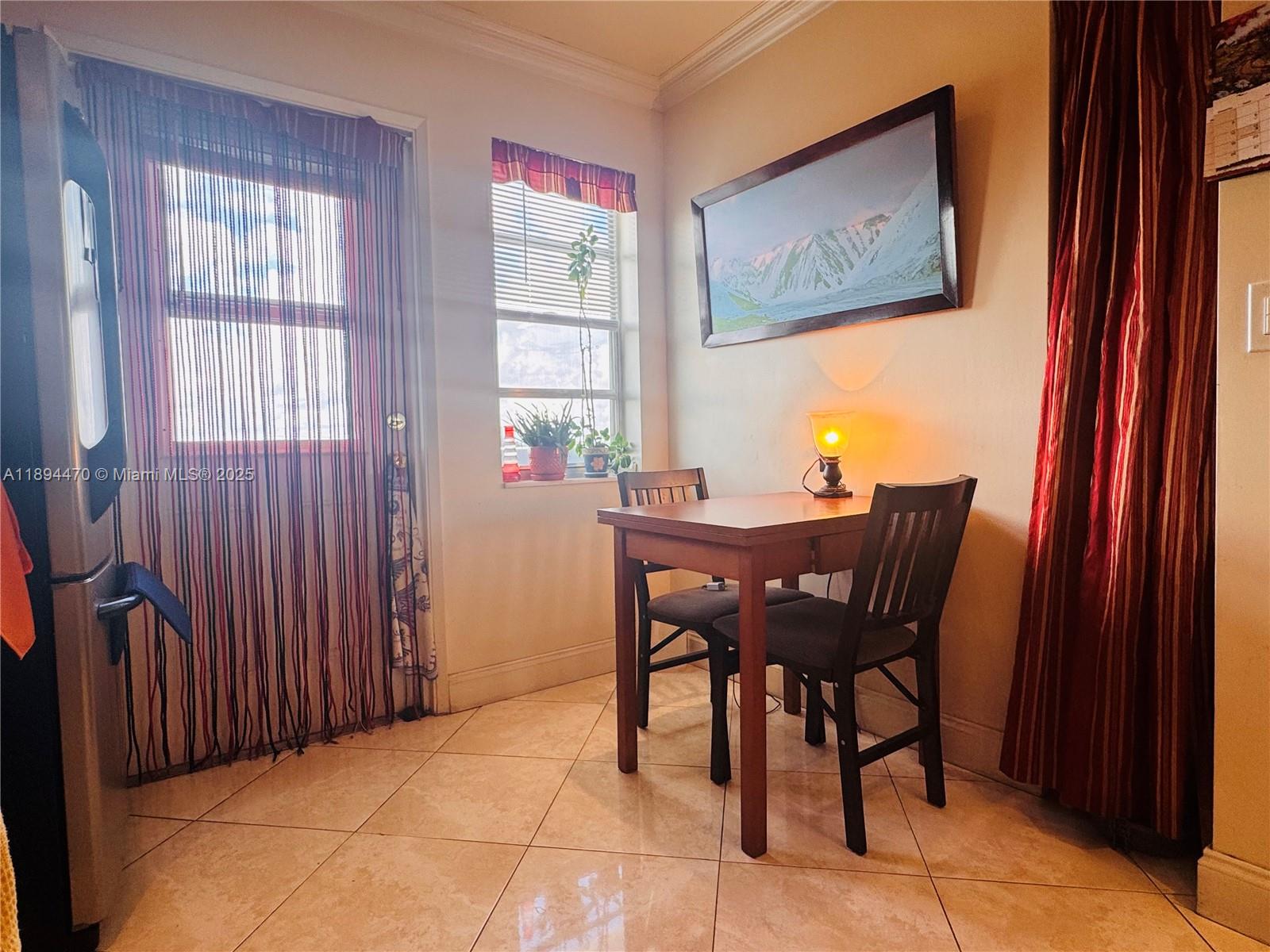 FAIRWAYS ROYALE CONDO - Residential Lease