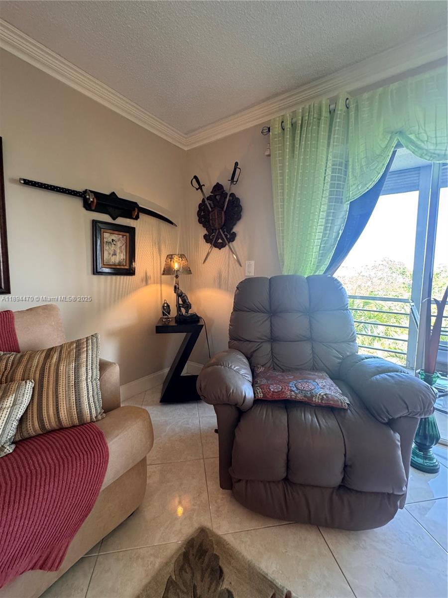 FAIRWAYS ROYALE CONDO - Residential Lease