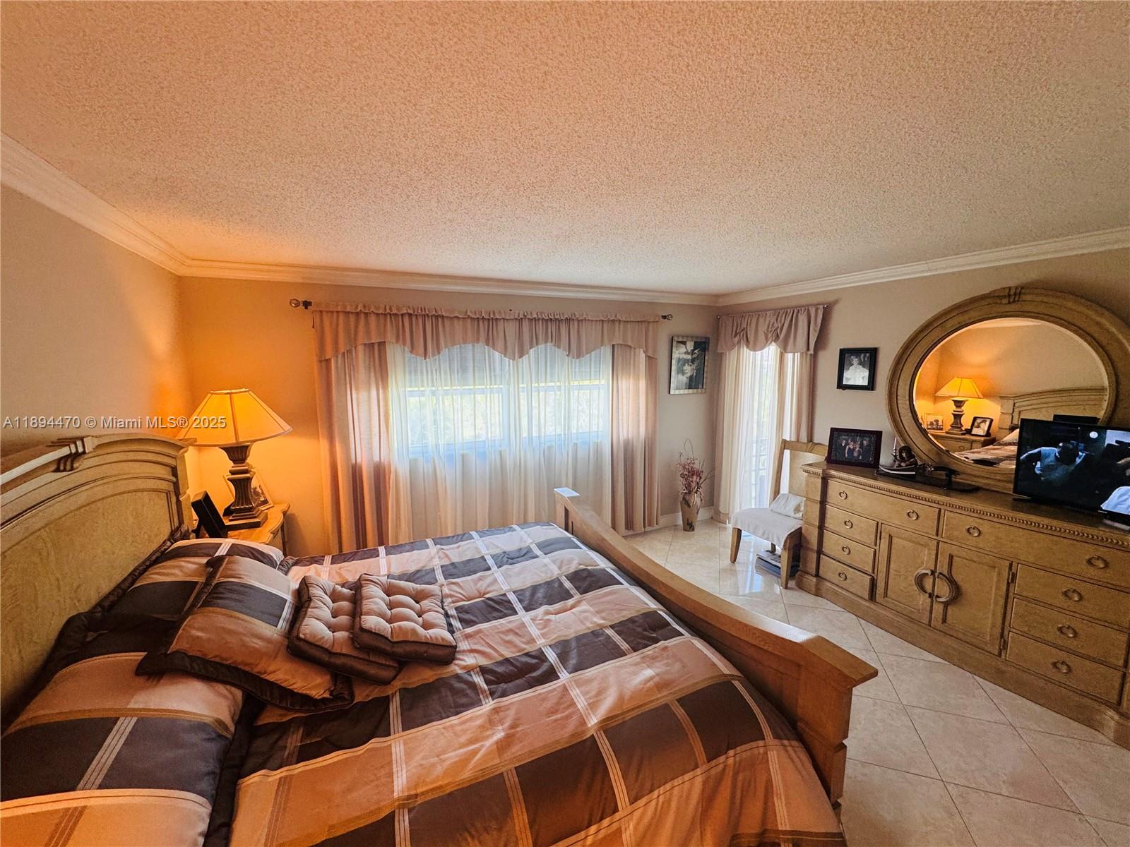 FAIRWAYS ROYALE CONDO - Residential Lease