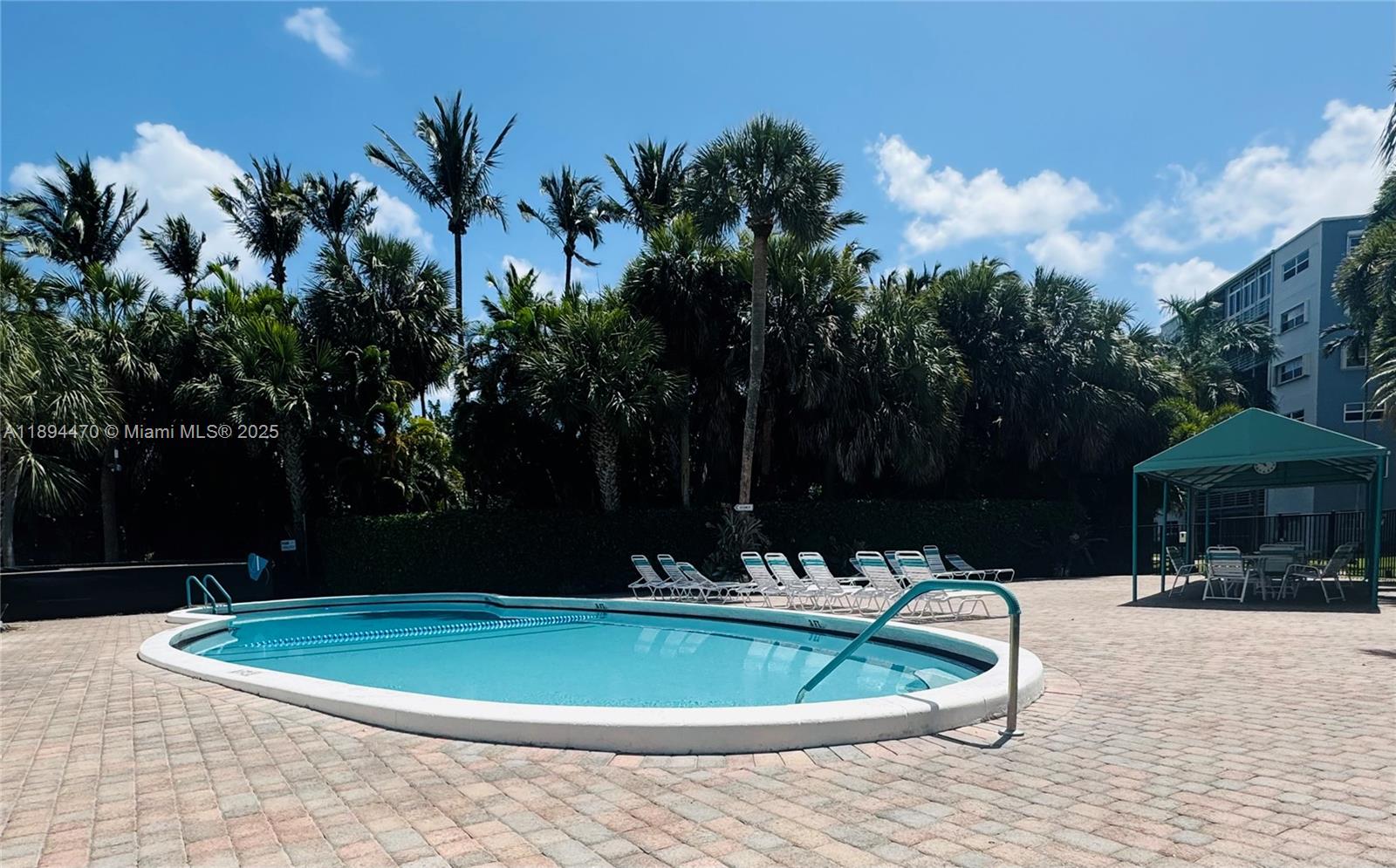FAIRWAYS ROYALE CONDO - Residential Lease
