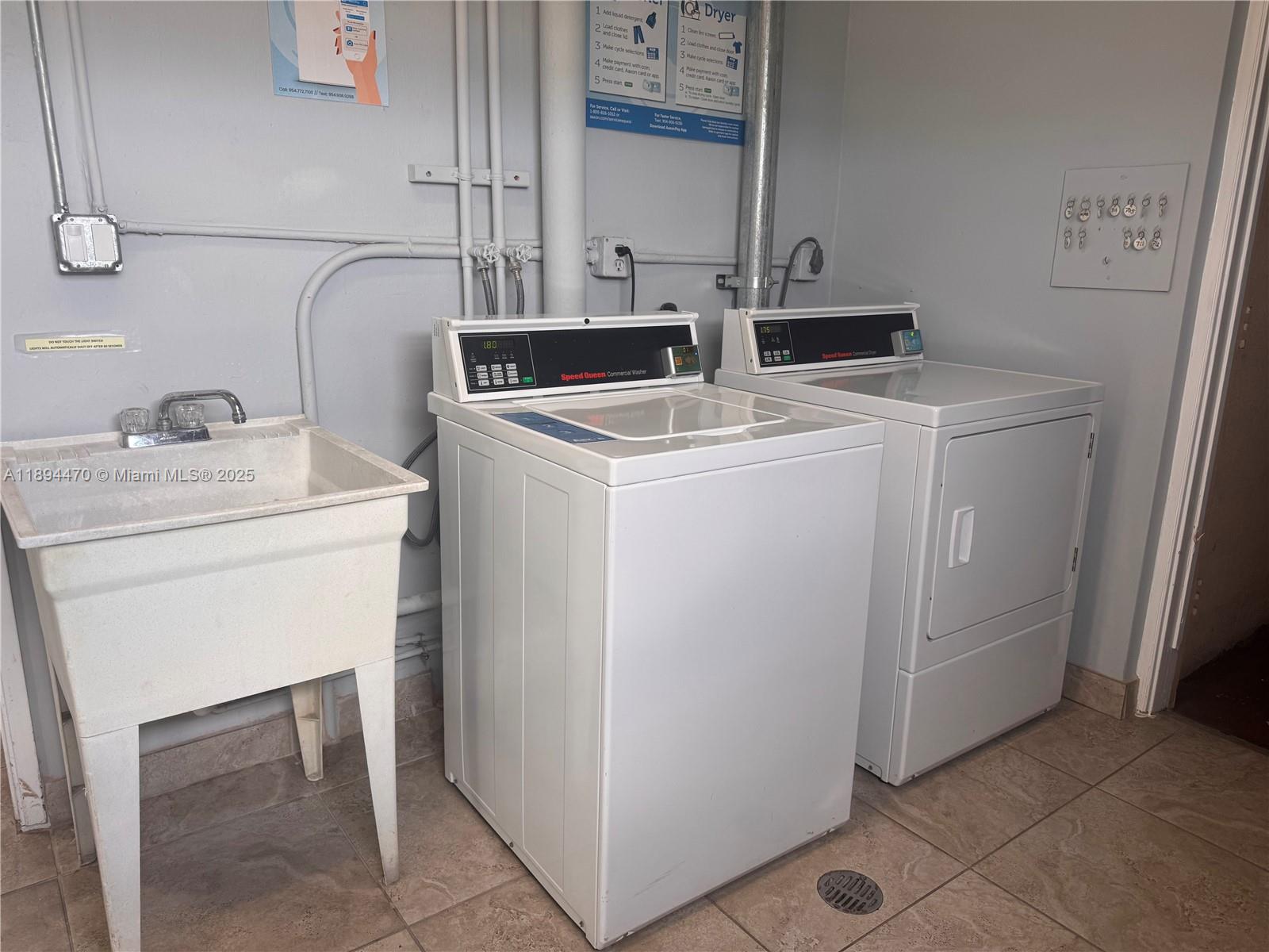 FAIRWAYS ROYALE CONDO - Residential Lease