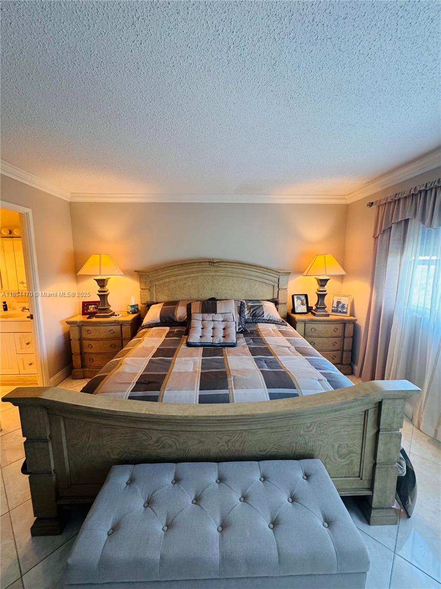 FAIRWAYS ROYALE CONDO - Residential Lease