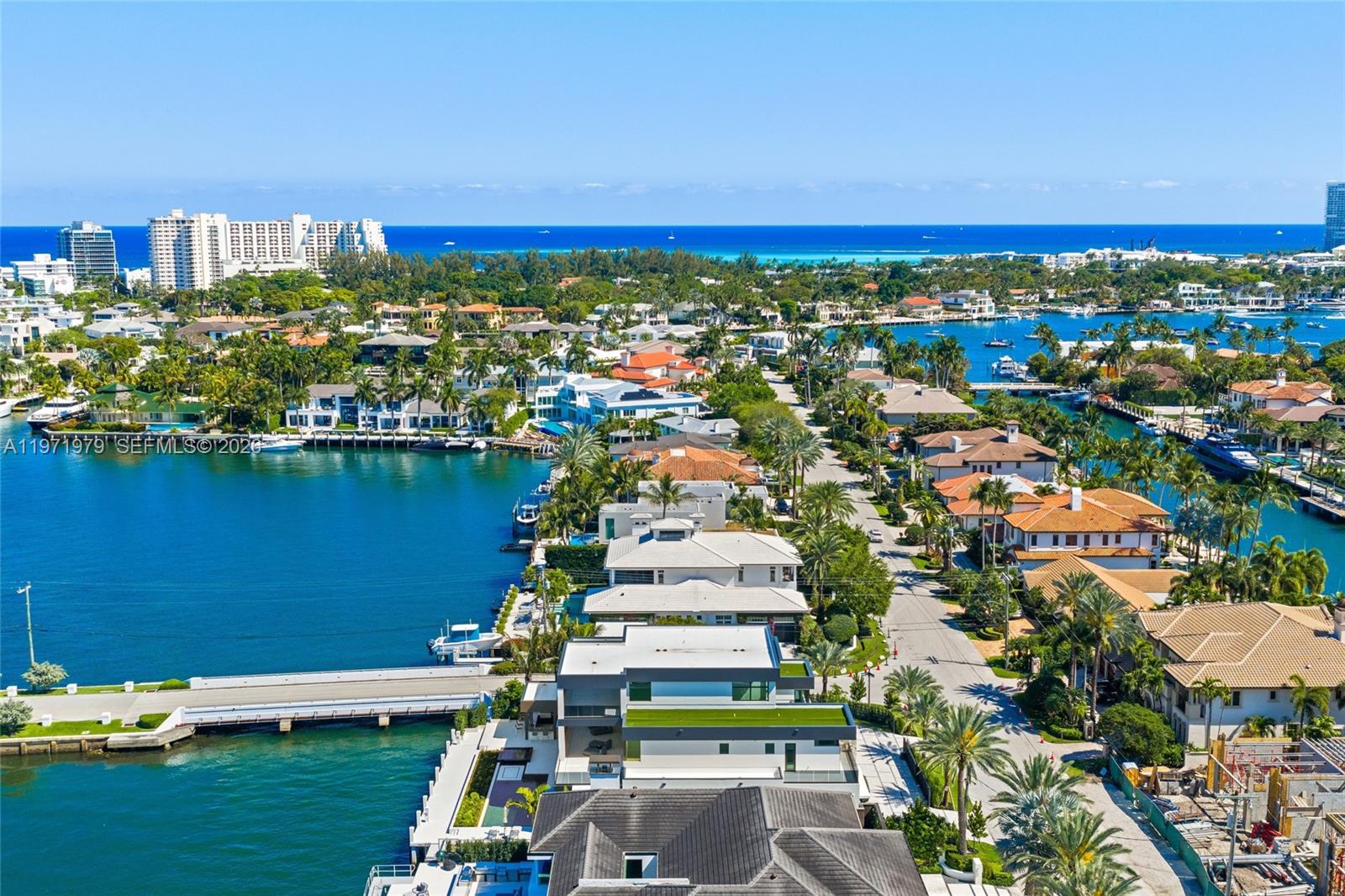 ISLA BAHIA - Residential