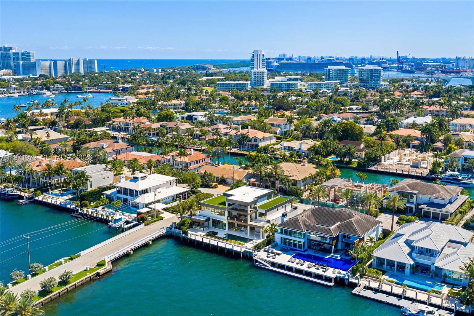 ISLA BAHIA - Residential