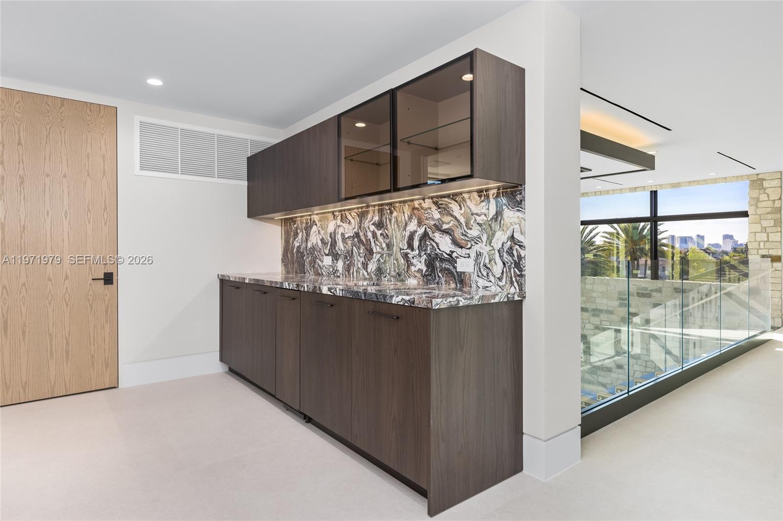 ISLA BAHIA - Residential