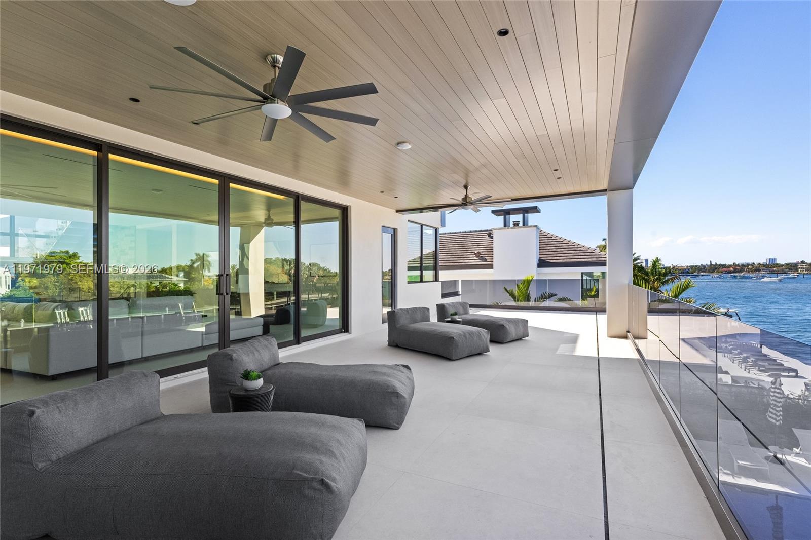 ISLA BAHIA - Residential