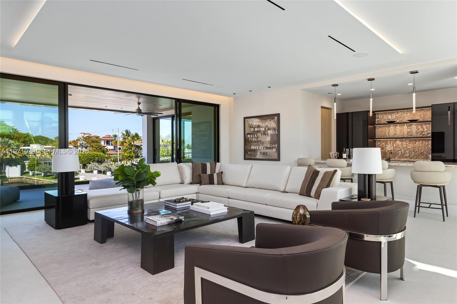 ISLA BAHIA - Residential