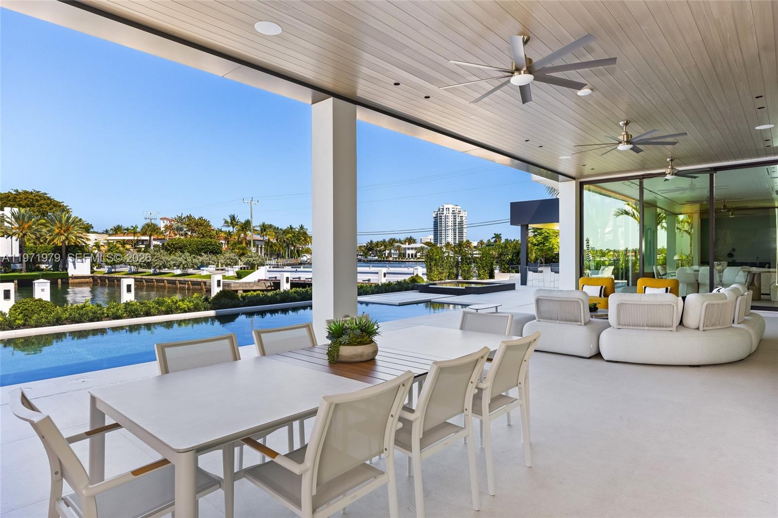 ISLA BAHIA - Residential