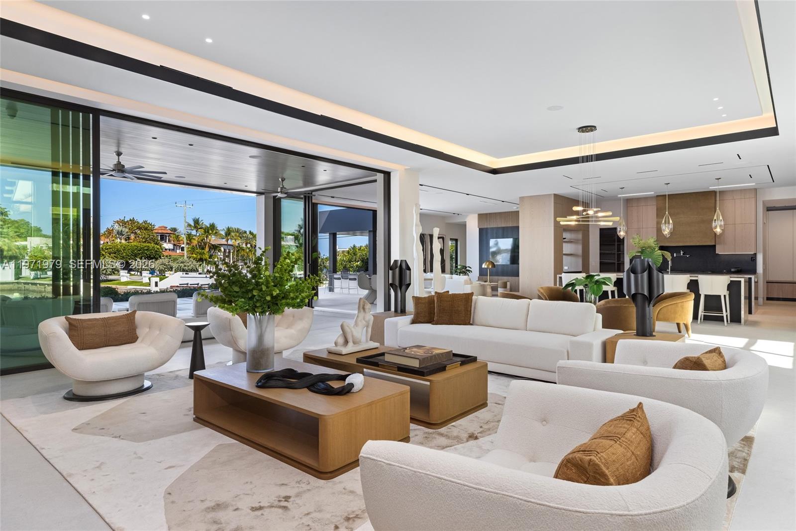 ISLA BAHIA - Residential