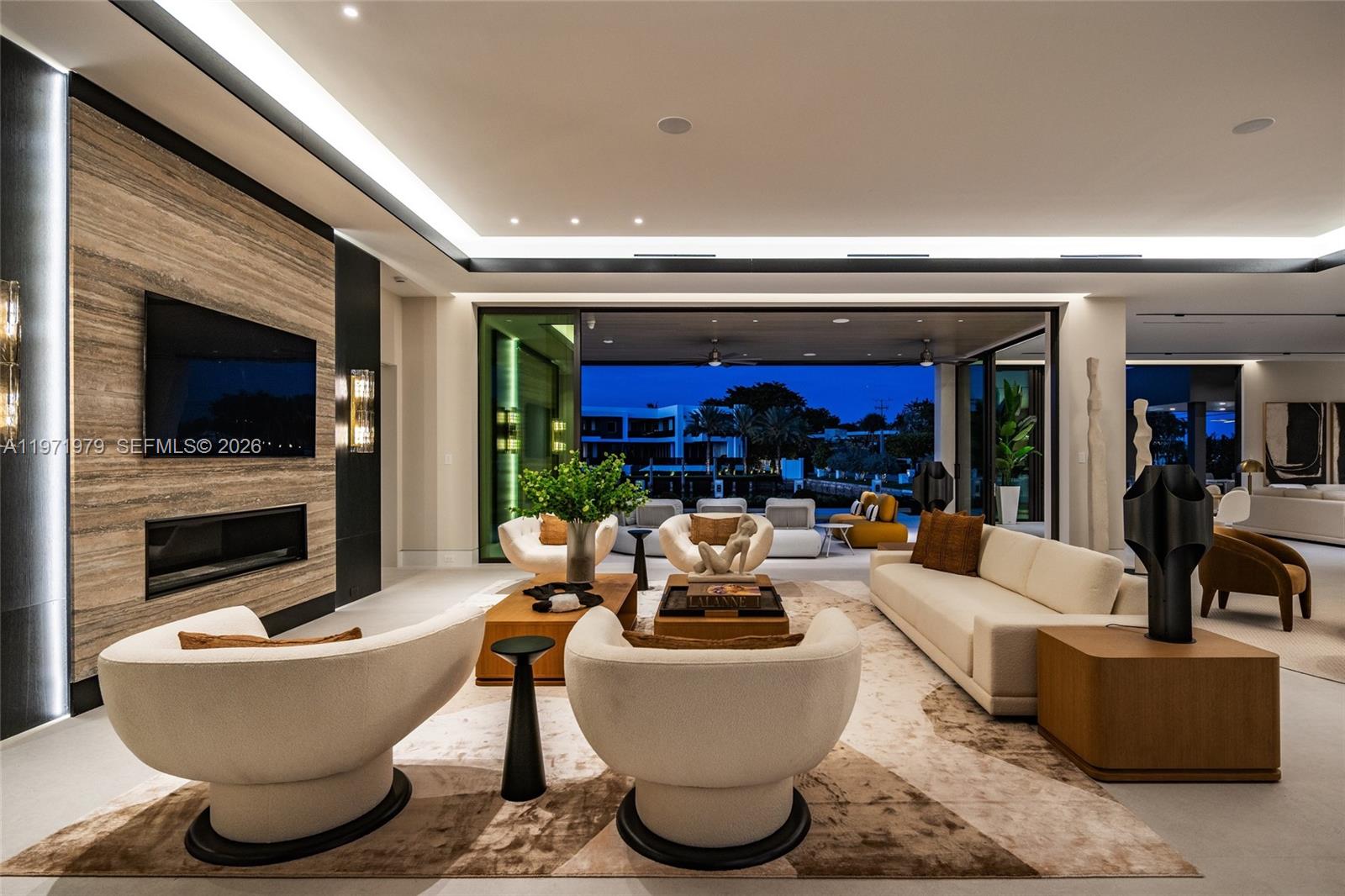 ISLA BAHIA - Residential