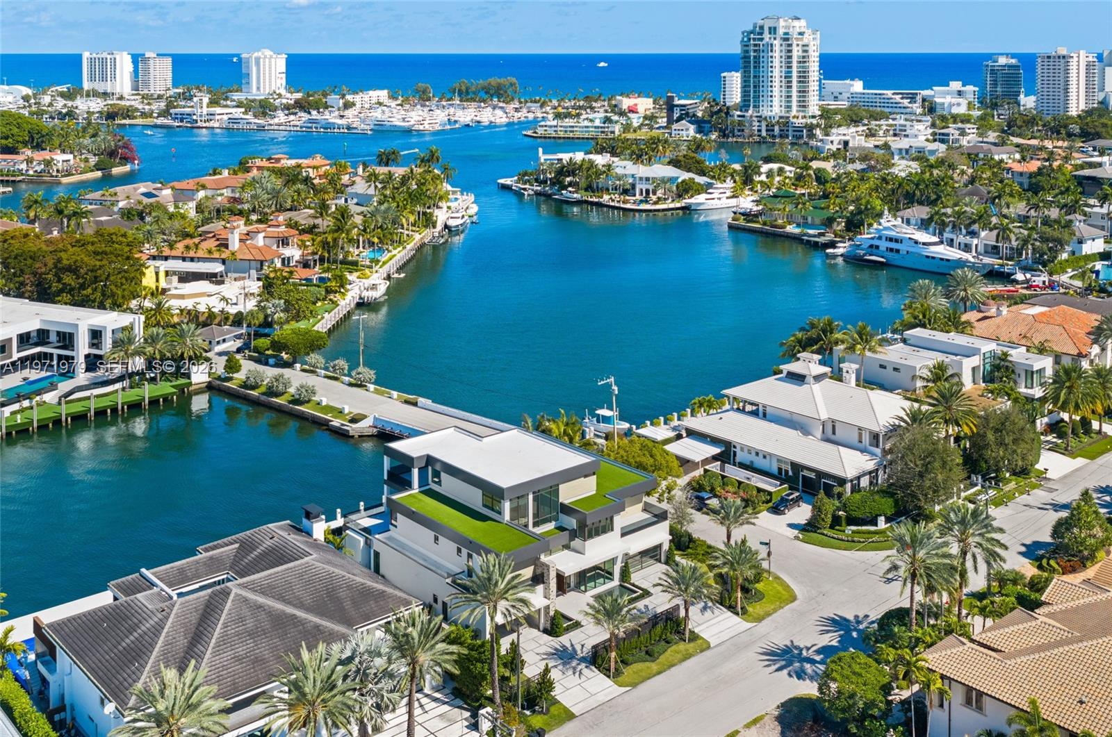 ISLA BAHIA - Residential