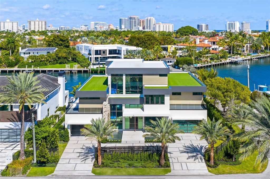 Photo of 23 Isla Bahia Dr, Fort Lauderdale, FL 33316 (MLS # A11971979)