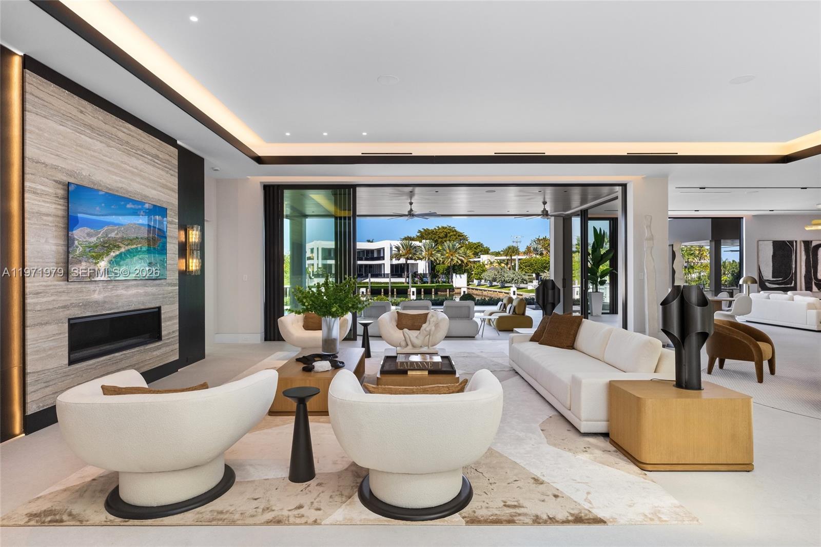 ISLA BAHIA - Residential