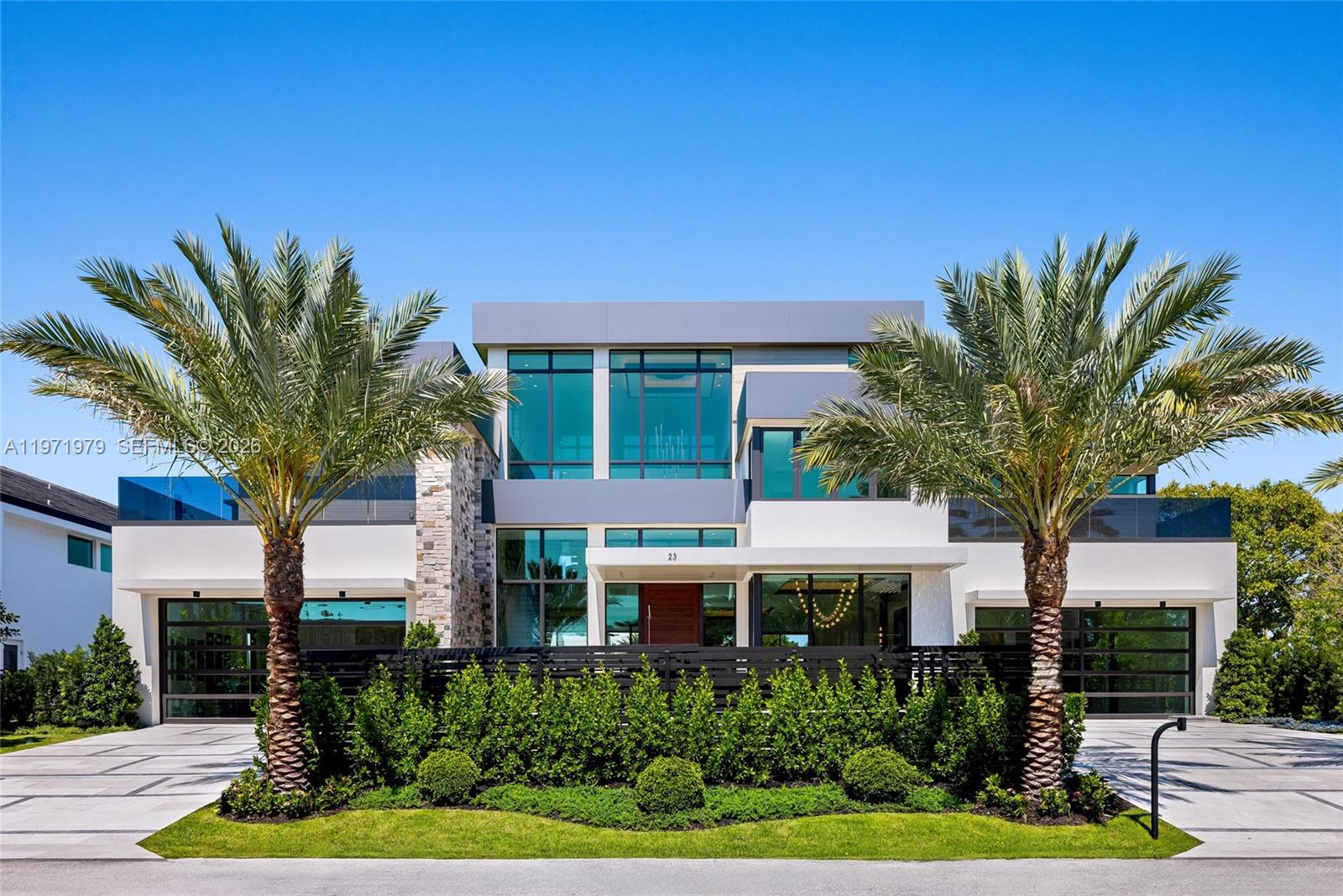 ISLA BAHIA - Residential