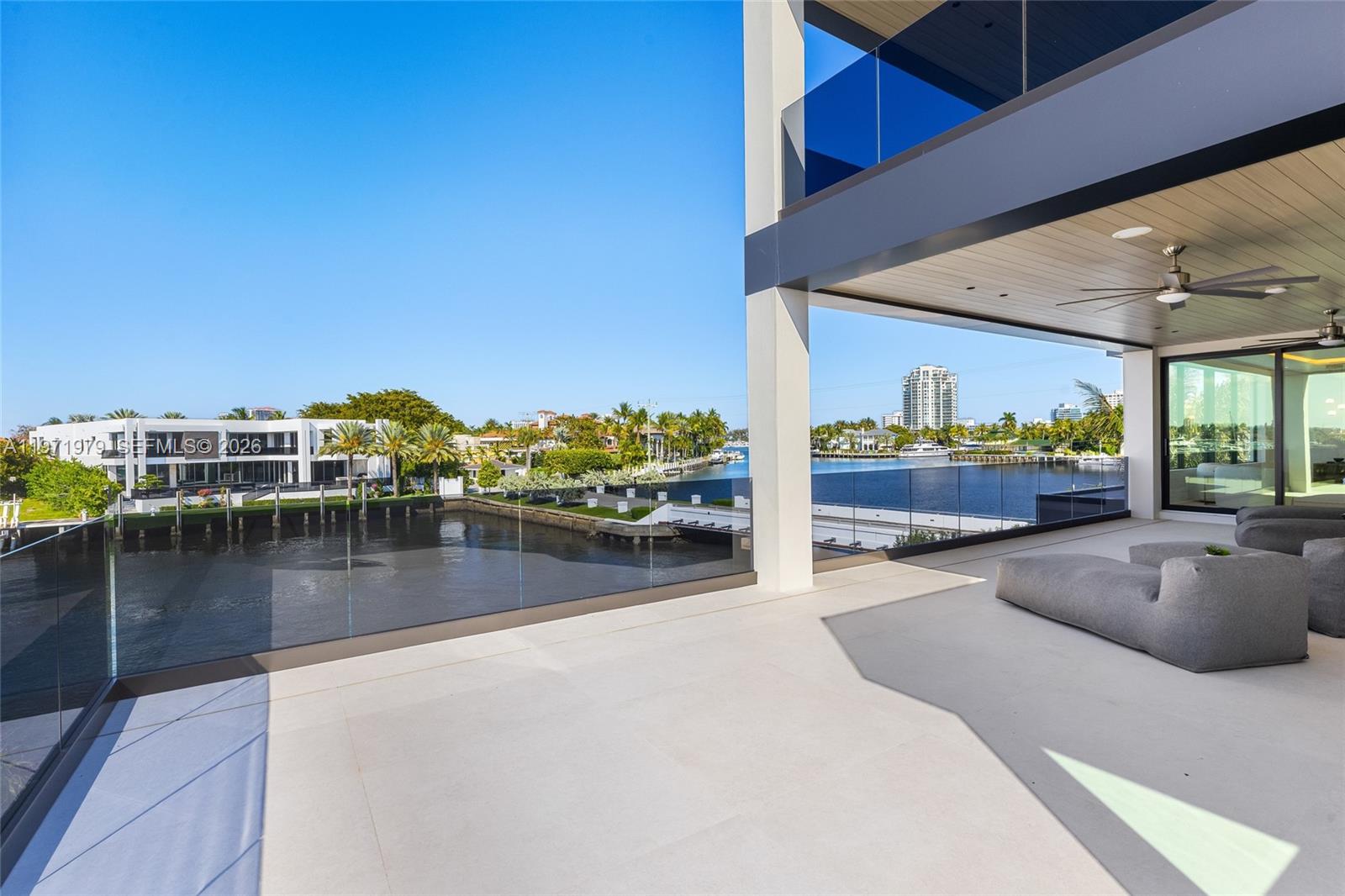 ISLA BAHIA - Residential