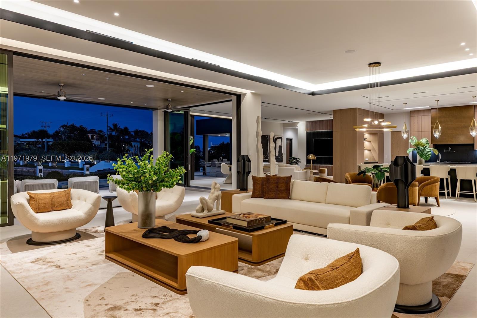 ISLA BAHIA - Residential