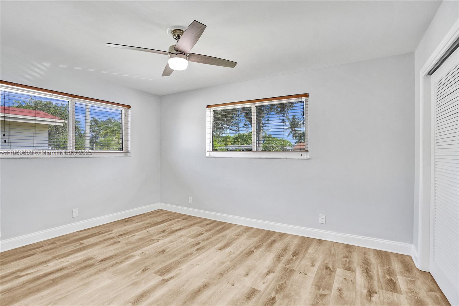 IMPERIAL POINT 2 SEC - Residential Lease