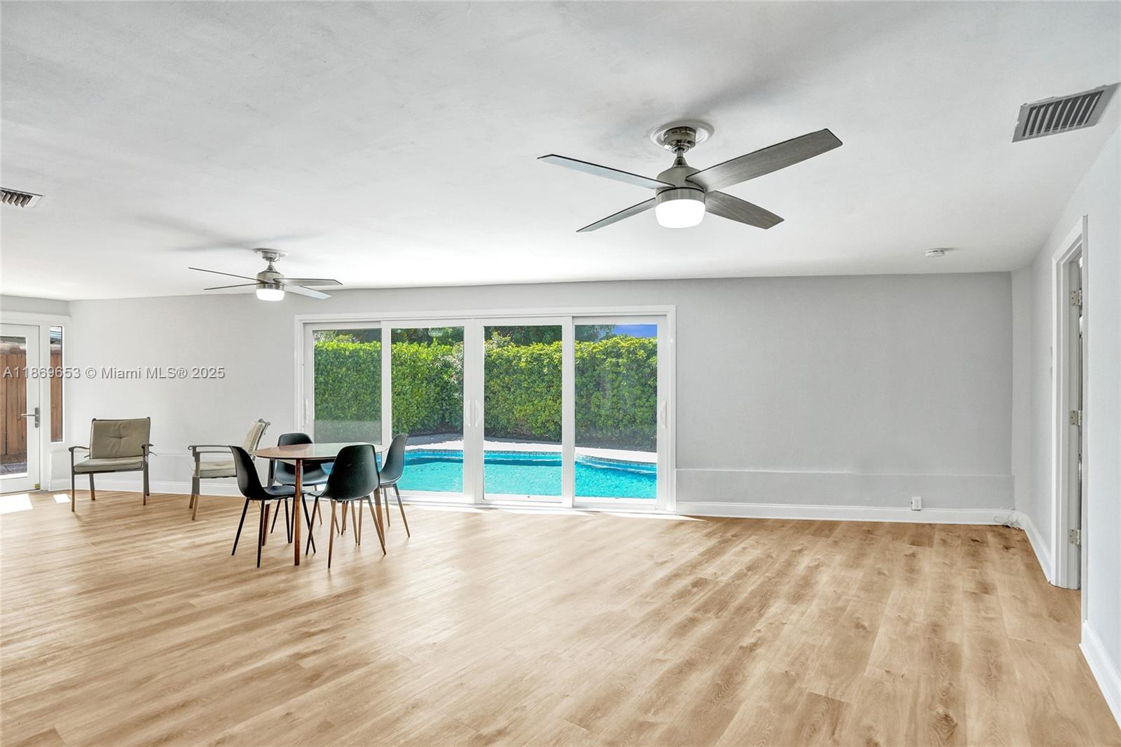 IMPERIAL POINT 2 SEC - Residential Lease