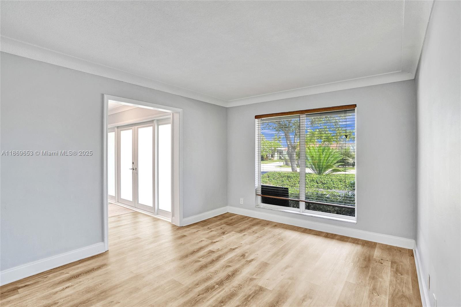 IMPERIAL POINT 2 SEC - Residential Lease