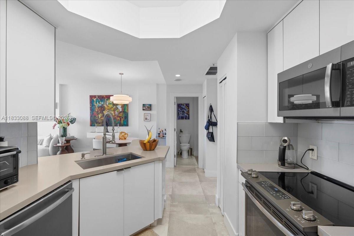 ONE TEQUESTA POINT CONDO - Residential