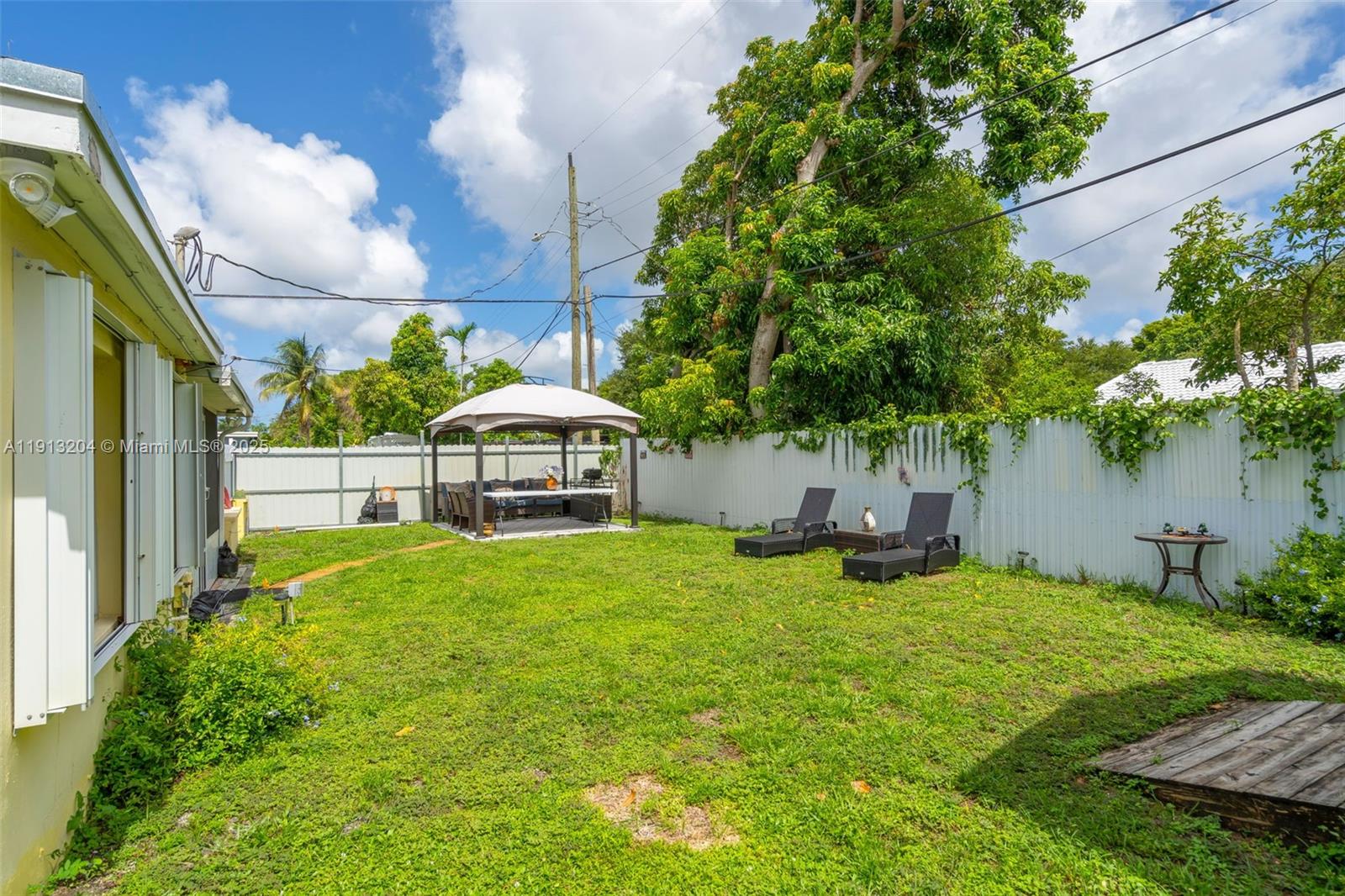 PARKERS SHORES - Residential