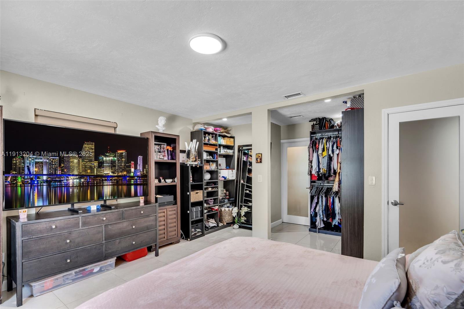 PARKERS SHORES - Residential