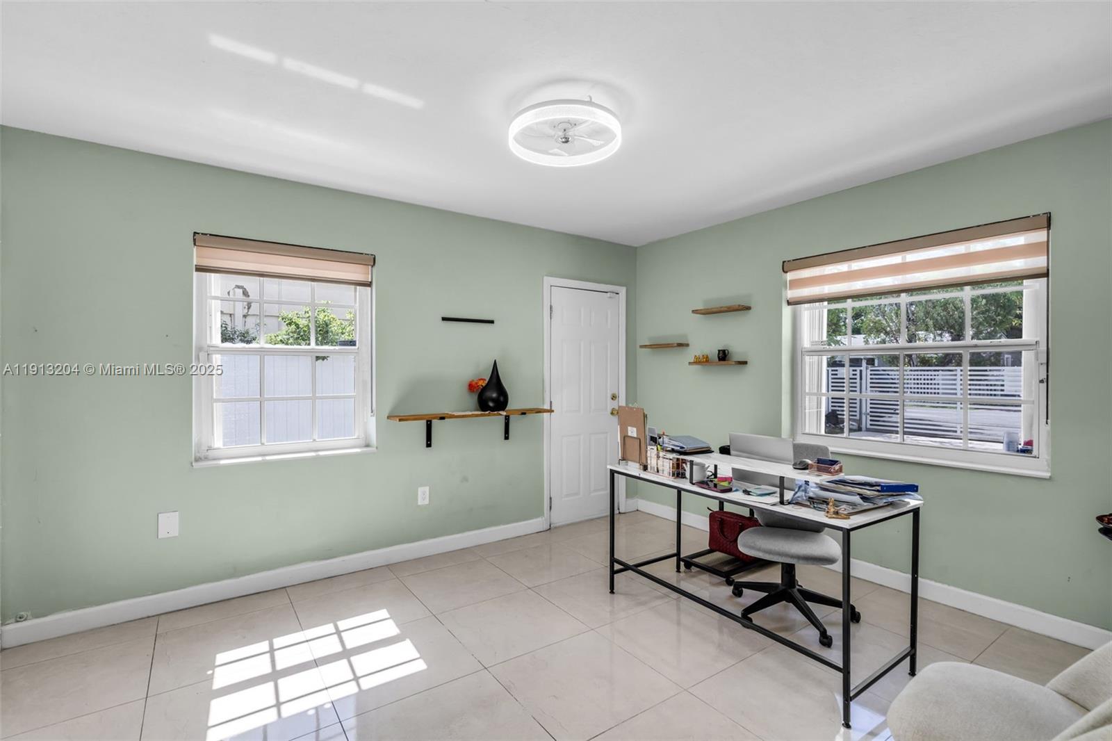 PARKERS SHORES - Residential